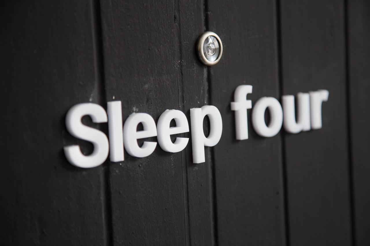 Sleep With You - Hatch Co-Living And Co-Working Space Chiang Mai Luaran gambar