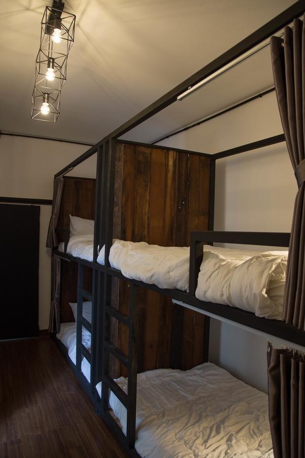 Sleep With You - Hatch Co-Living And Co-Working Space Chiang Mai Luaran gambar