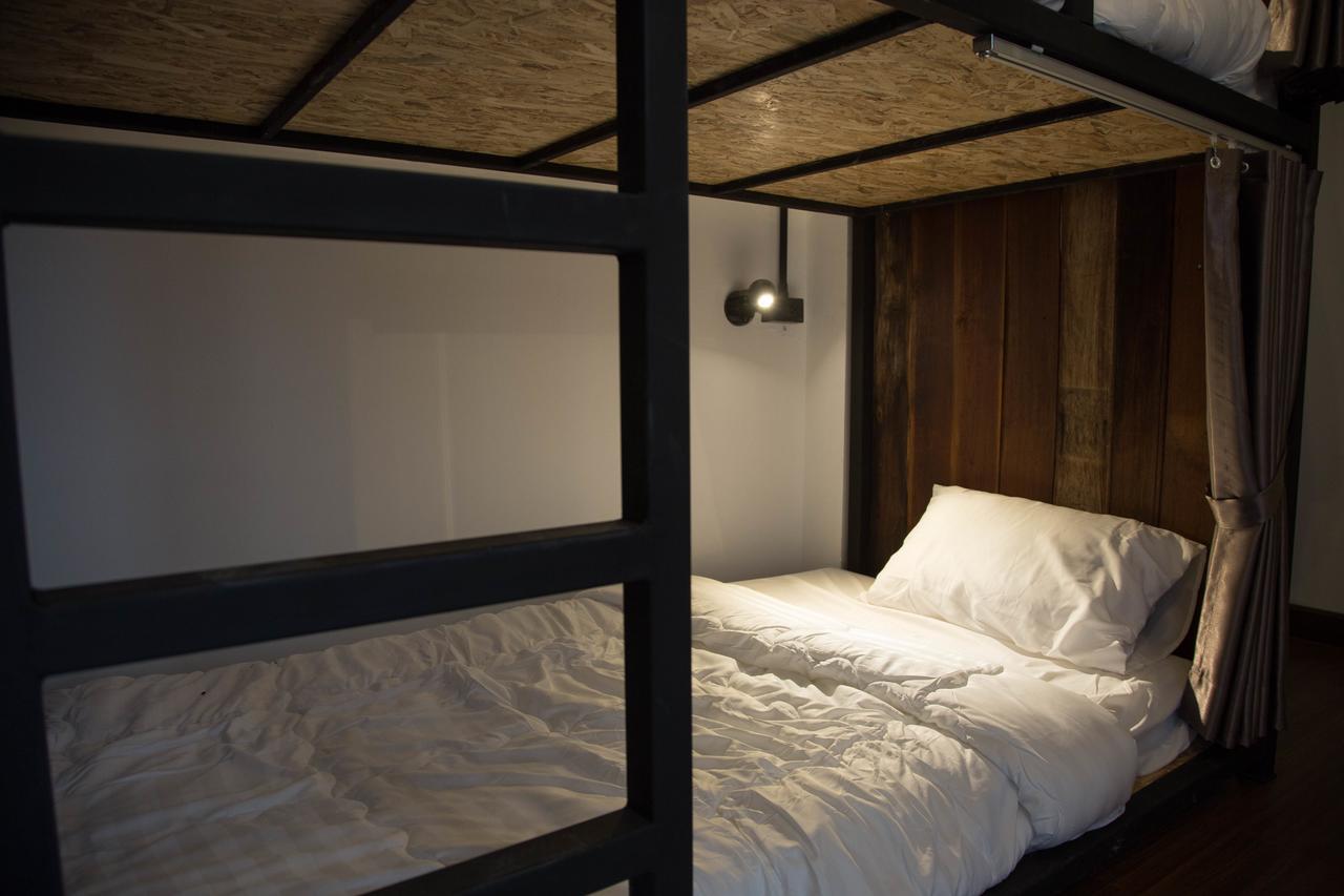 Sleep With You - Hatch Co-Living And Co-Working Space Chiang Mai Luaran gambar